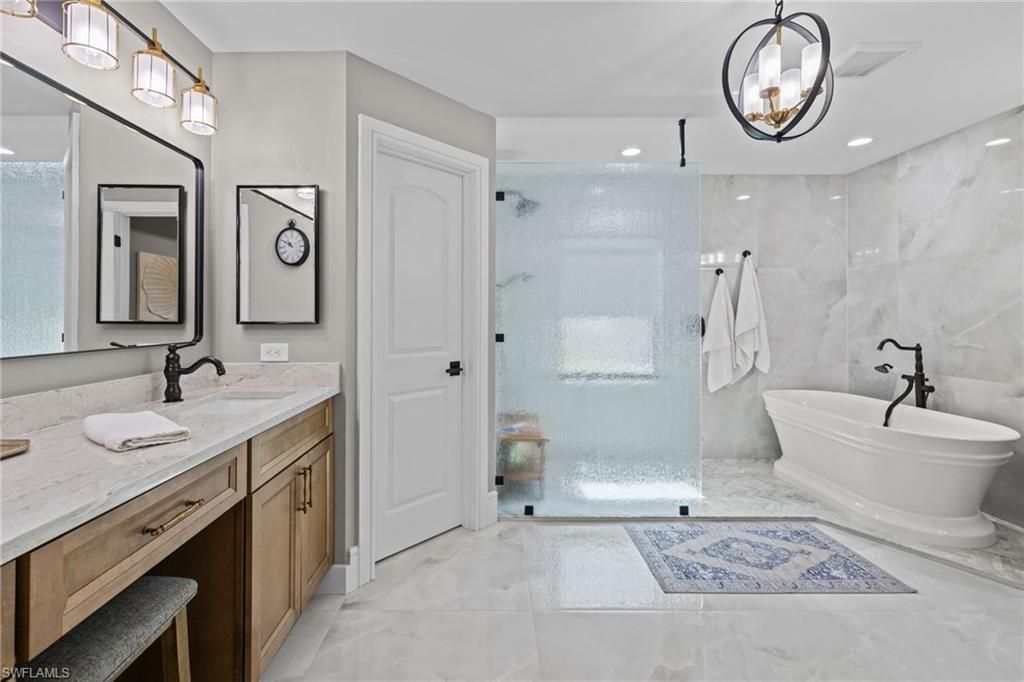 14590 Indigo Lakes Cir, Naples, FL 34119 Photo