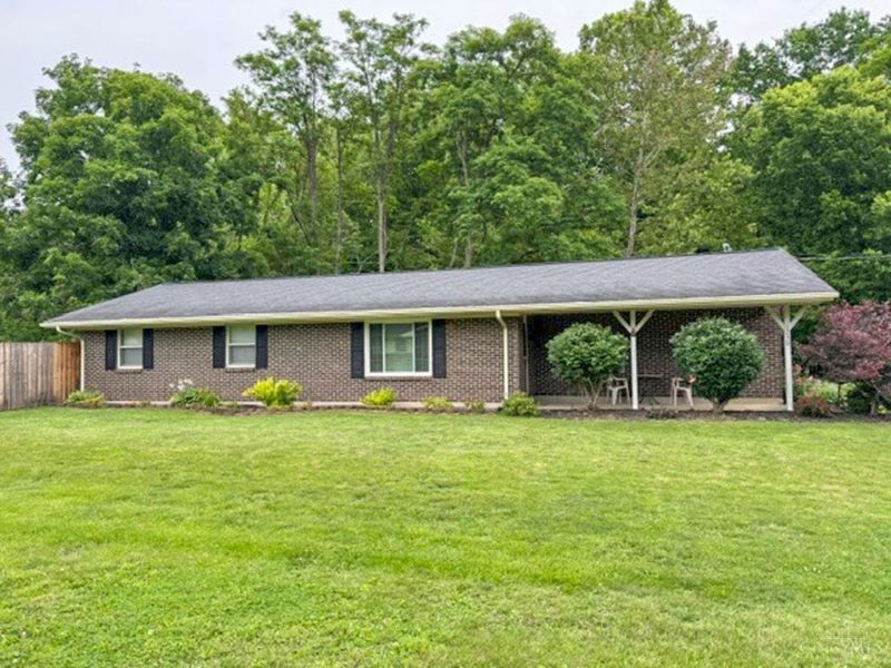 1730 S Weaver Road, Morgan Twp, OH 45053 Photo 1