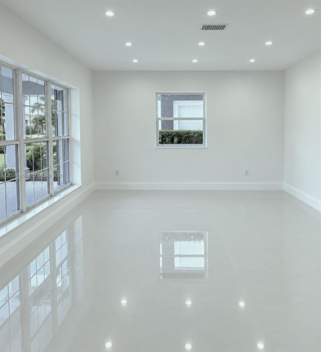 18935 NW 8th Ave , Miami Gardens, FL 33169 Photo