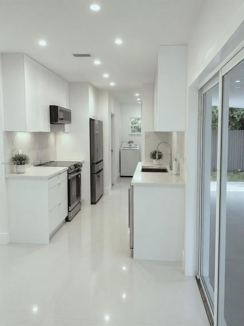 18935 NW 8th Ave , Miami Gardens, FL 33169 Photo