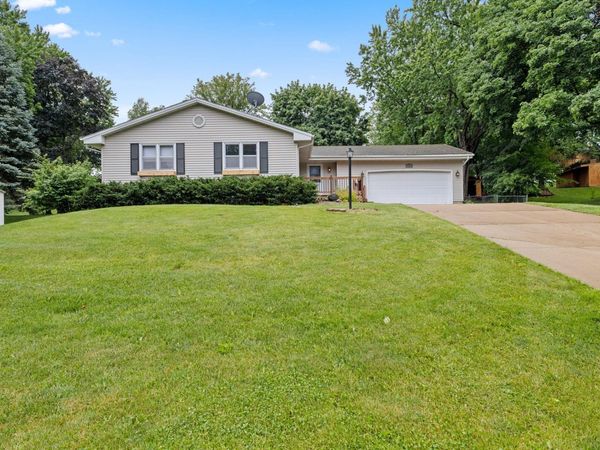 9924 Little Circle, Bloomington, MN 55437
