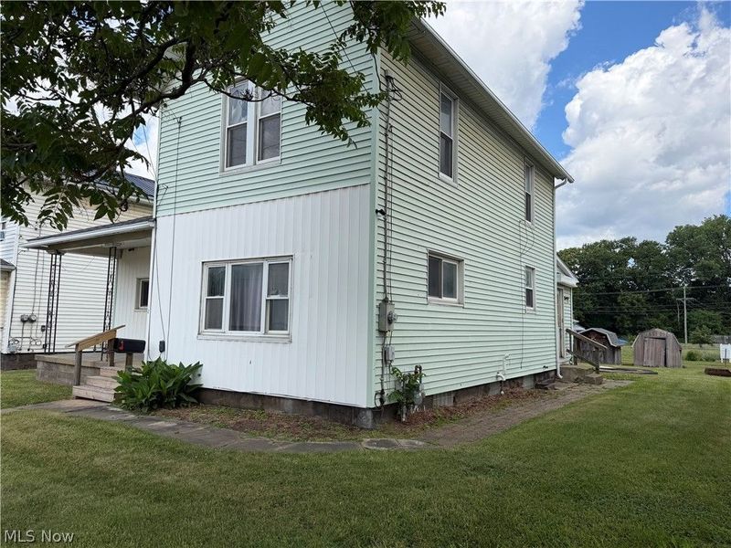 32 Cherry Road NW, Massillon, OH 44646 Photo 2