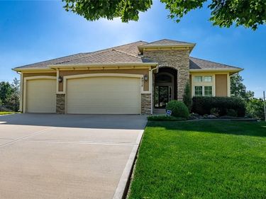4915 NE 91st Terrace, Kansas City, MO 64156