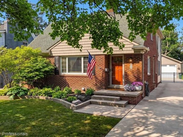 2666 Windemere Road , Birmingham, MI 48009