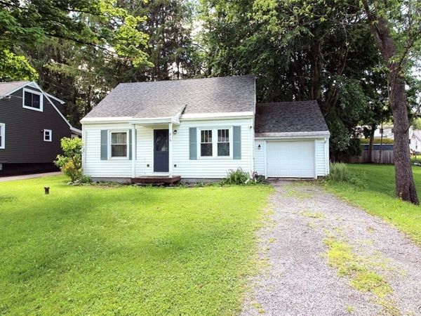 215 Hunt Drive , Fayetteville, NY 13066