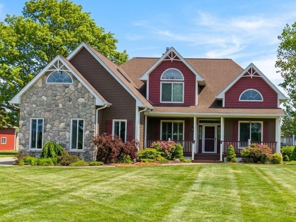 13310 Armstrong Road, South Rockwood, MI 48179