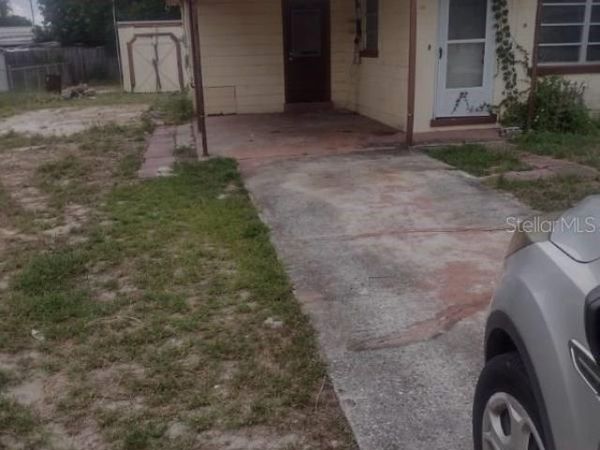107 LEONA DRIVE , SEBRING, FL 33875