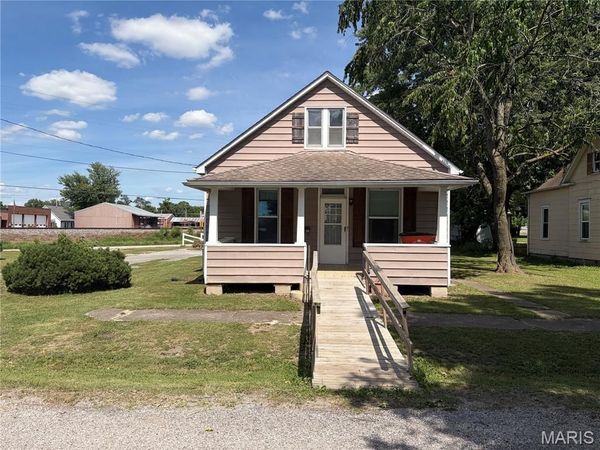 120 N Euclid Avenue, Marissa, IL 62257