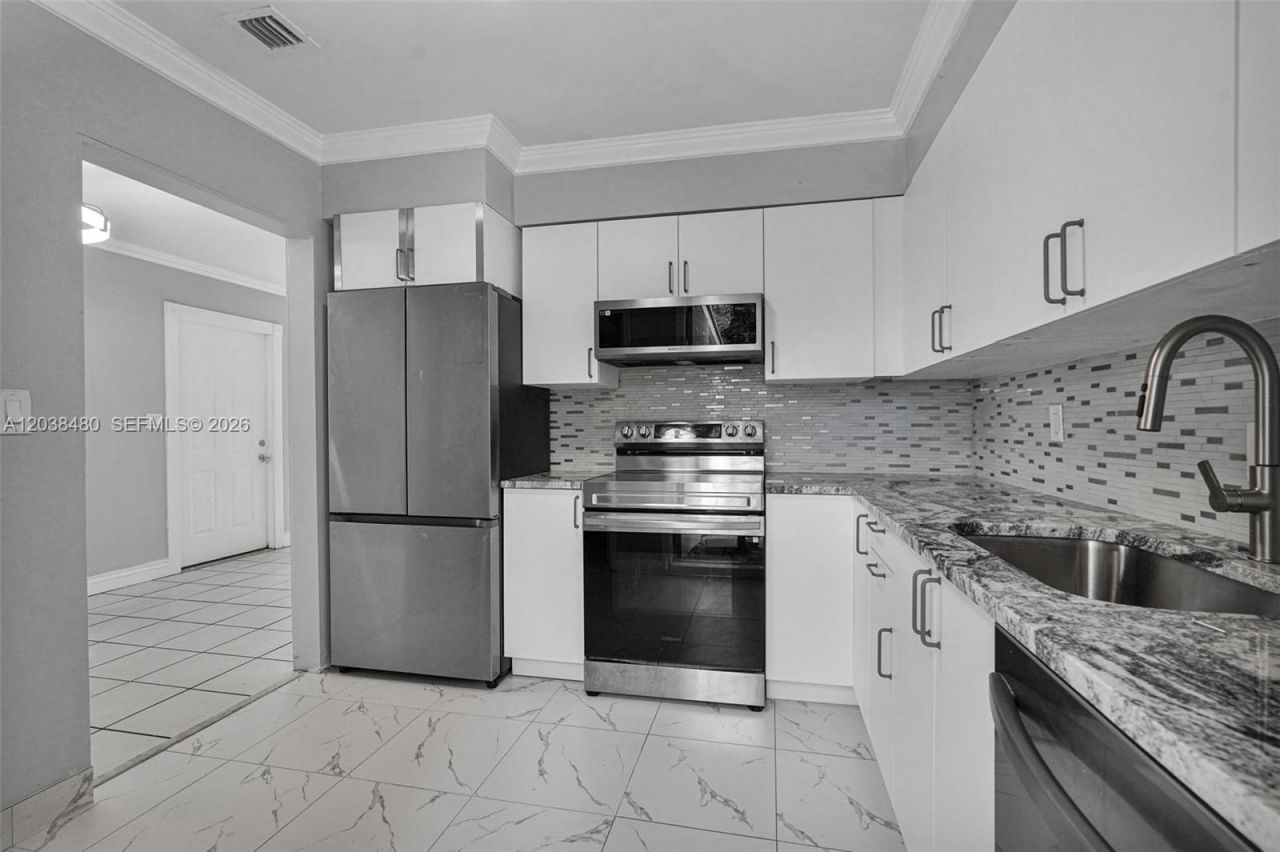 6610 Johnson St , Hollywood, FL 33024 Photo