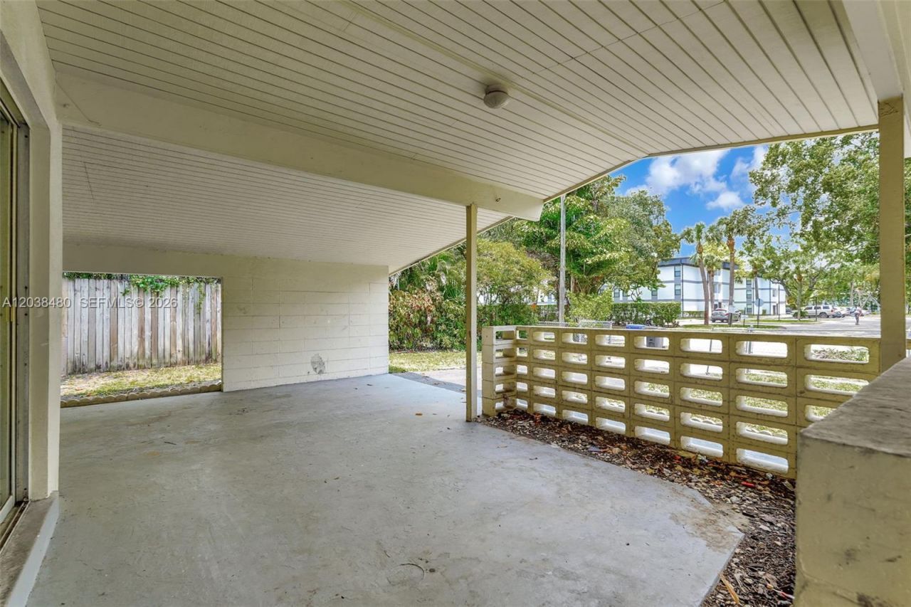6610 Johnson St , Hollywood, FL 33024 Photo