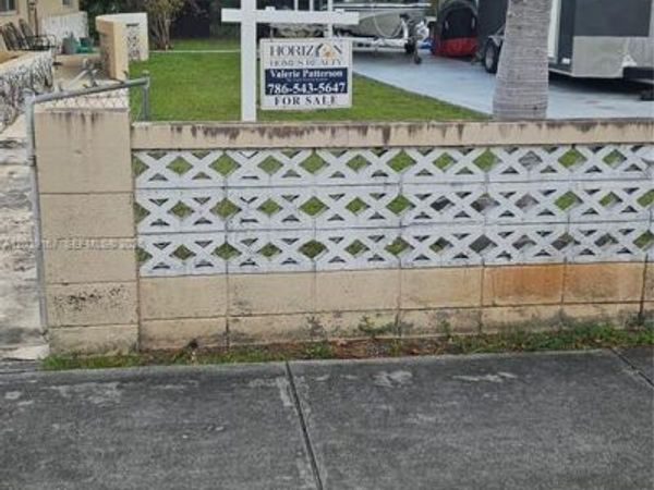 5955 NW 18th Ave , Miami, FL 33142