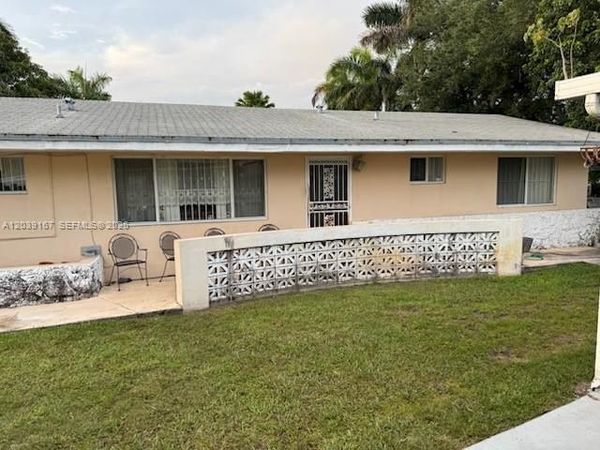 5955 NW 18th Ave , Miami, FL 33142