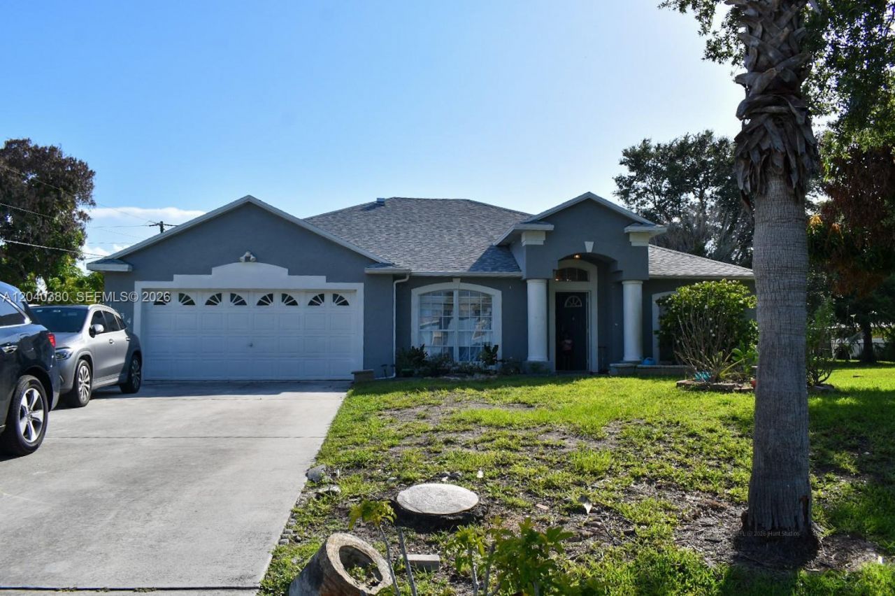 1834 SW Gemini Ln , Port Saint Lucie, FL 34984 Photo
