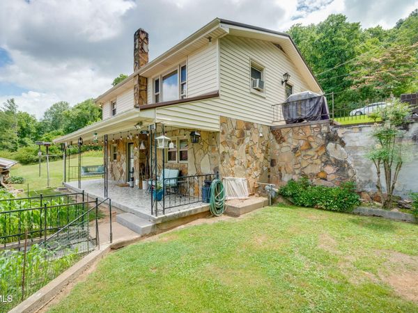 1109 Opekiska Extension, Erwin, TN 37650