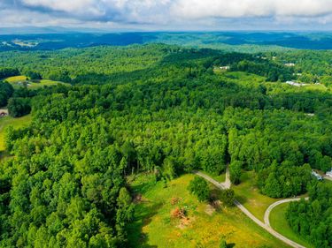 9999 Brooks Rd Road, Williamsburg, KY 40769