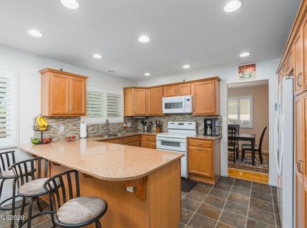 5885 Foxtail Drive, Reno, NV 89502 Photo