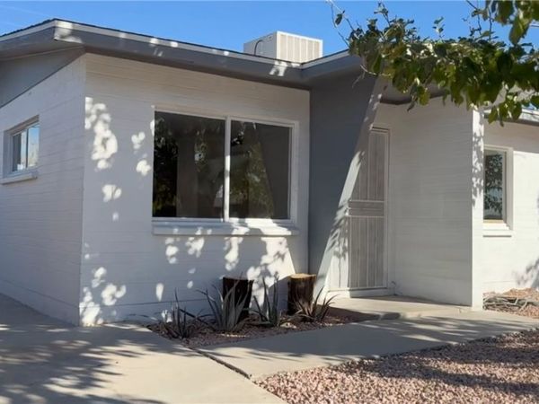 5224 Glen Eagles Lane , Las Vegas, NV 89108