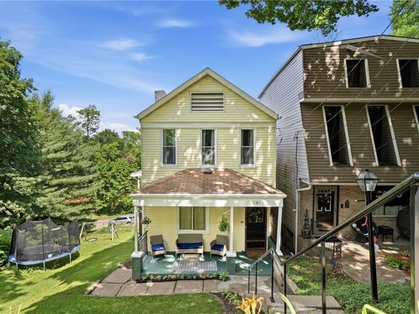 141 E Steuben, Ingram, PA 15205