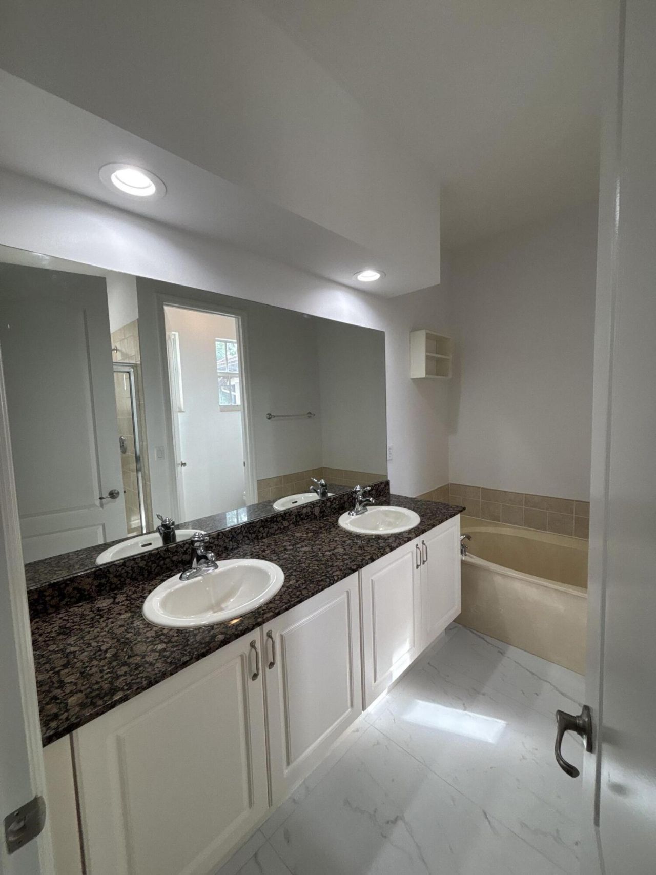 2789 Eagle Rock Circle, Unit 207, West Palm Beach, FL 33411 Photo