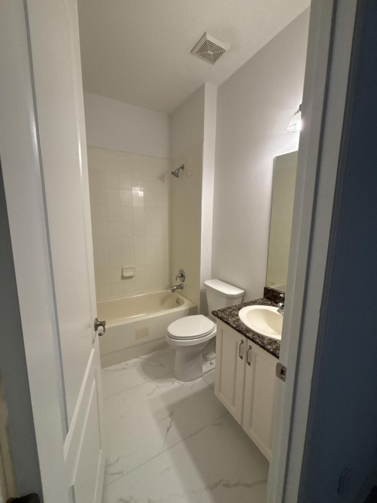 2789 Eagle Rock Circle, Unit 207, West Palm Beach, FL 33411 Photo