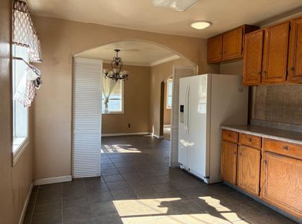2555 E Miner Ave, Stockton, CA 95205 Photo