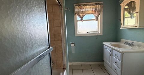 2555 E Miner Ave, Stockton, CA 95205 Photo