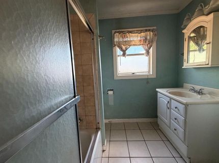 2555 E Miner Ave, Stockton, CA 95205 Photo