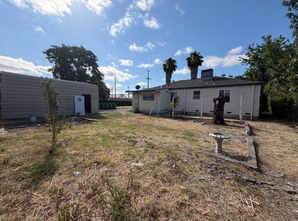 2555 E Miner Ave, Stockton, CA 95205 Photo