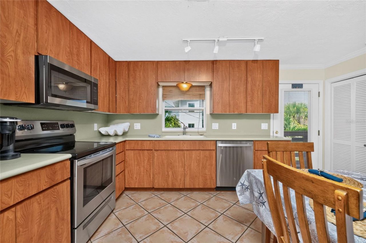 1120 Gulf Boulevard , Englewood, FL 34223 Photo
