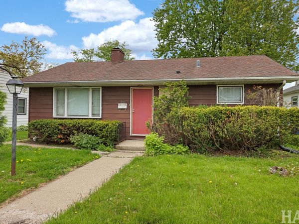916 Chestnut Street , Waukegan, IL 60085