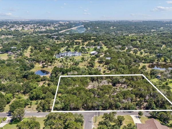 175 Spanish Oak LN , Liberty Hill, TX 78642