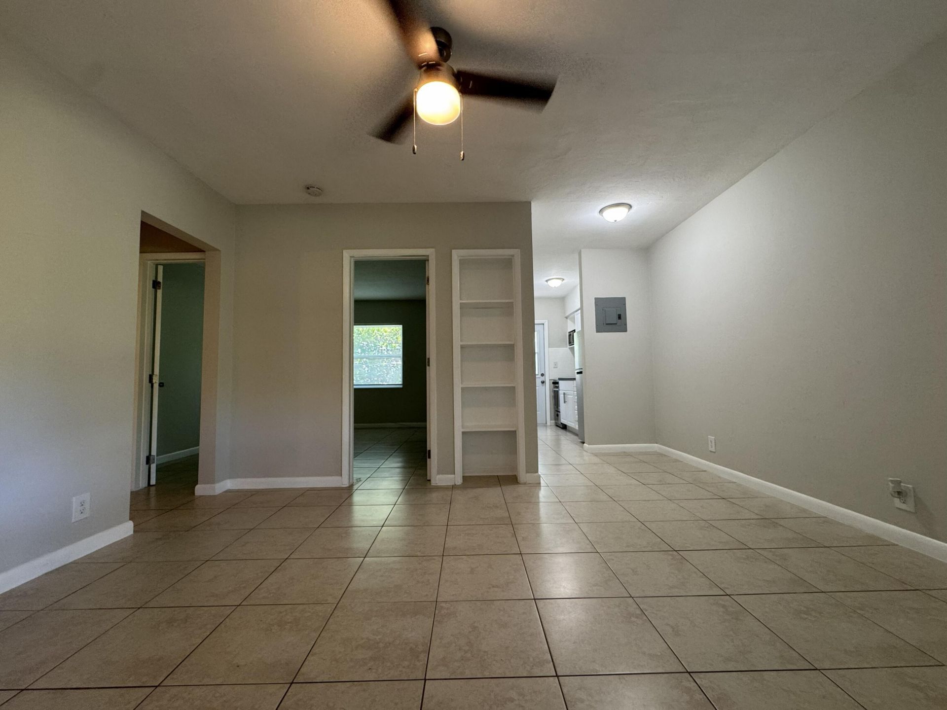 625 NE 14th Avenue, Unit 4, Fort Lauderdale, FL 33304 Photo
