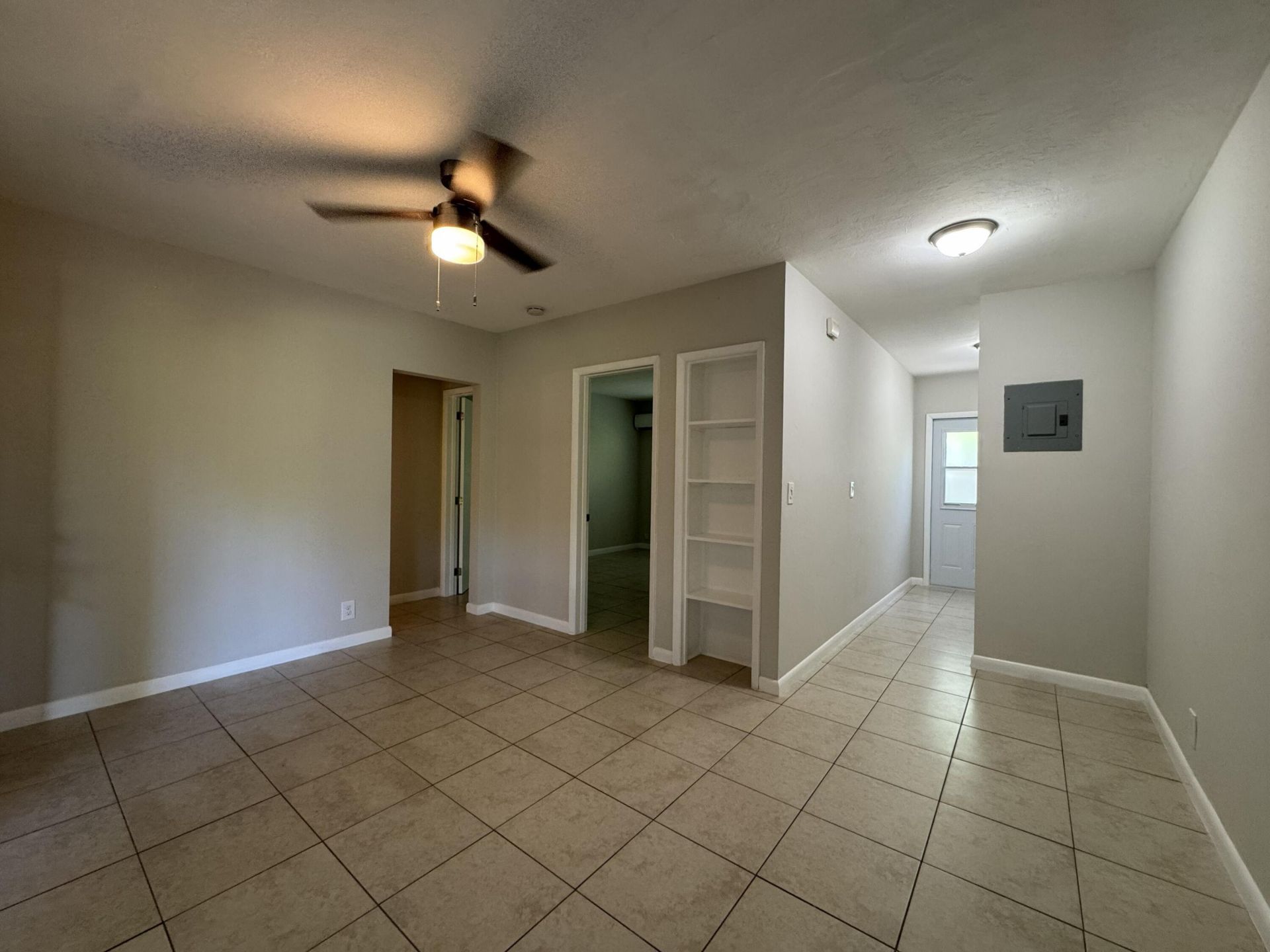 625 NE 14th Avenue, Unit 4, Fort Lauderdale, FL 33304 Photo