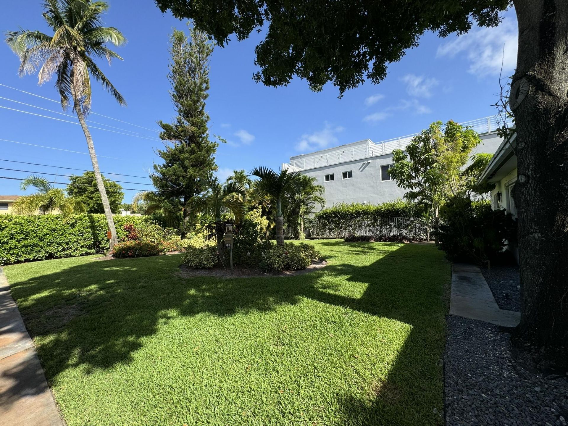 625 NE 14th Avenue, Unit 4, Fort Lauderdale, FL 33304 Photo