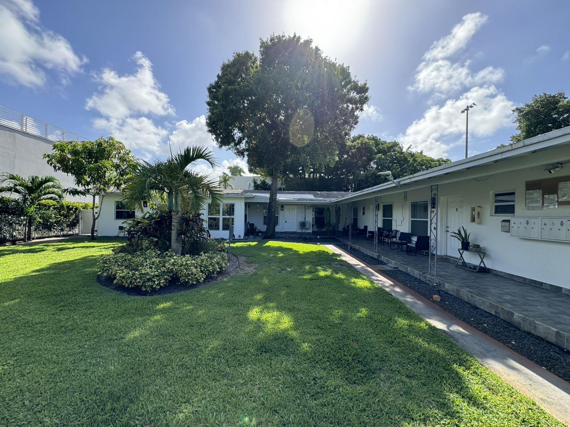625 NE 14th Avenue, Unit 4, Fort Lauderdale, FL 33304 Photo