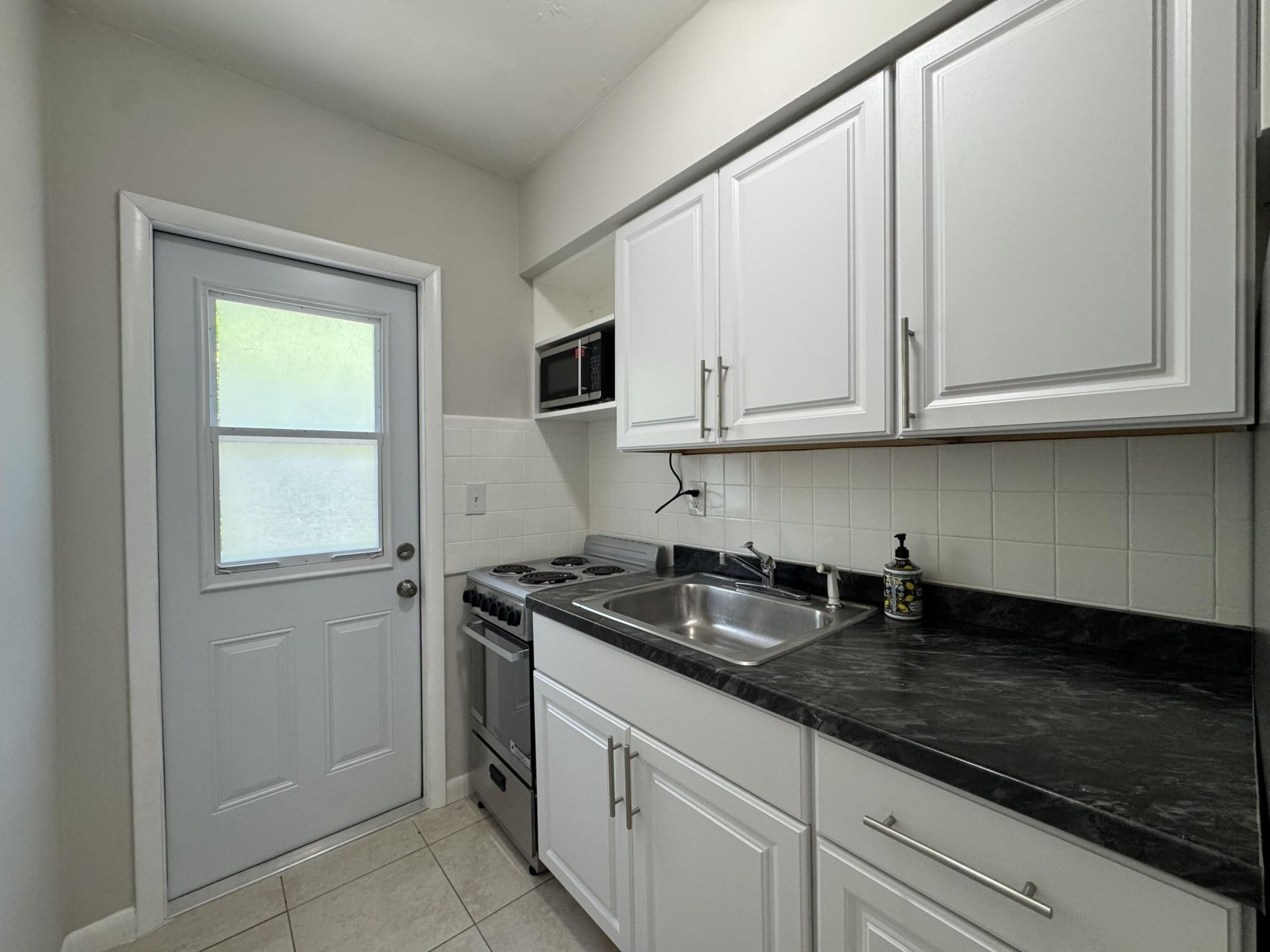 625 NE 14th Avenue, Unit 4, Fort Lauderdale, FL 33304 Photo