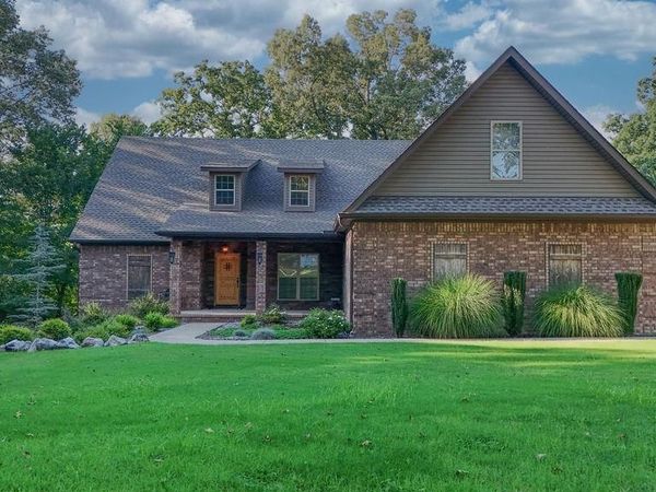 4910 Peachtree Avenue, Jonesboro, AR 72405