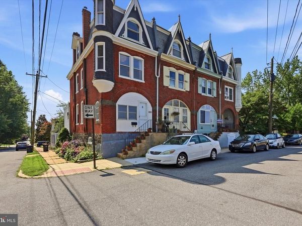 1810 MT SALEM LANE, WILMINGTON, DE 19806