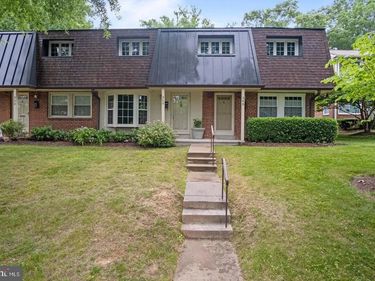 350 JAMES STREET, Unit 378, FALLS CHURCH, VA 22046