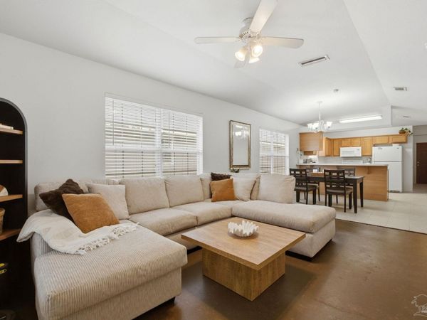 1237 Brownfield Rd, Pensacola, FL 32526