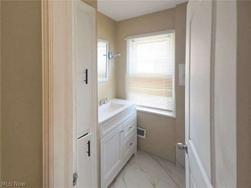 3652 Douglas Road, Toledo, OH 43613 Photo 15