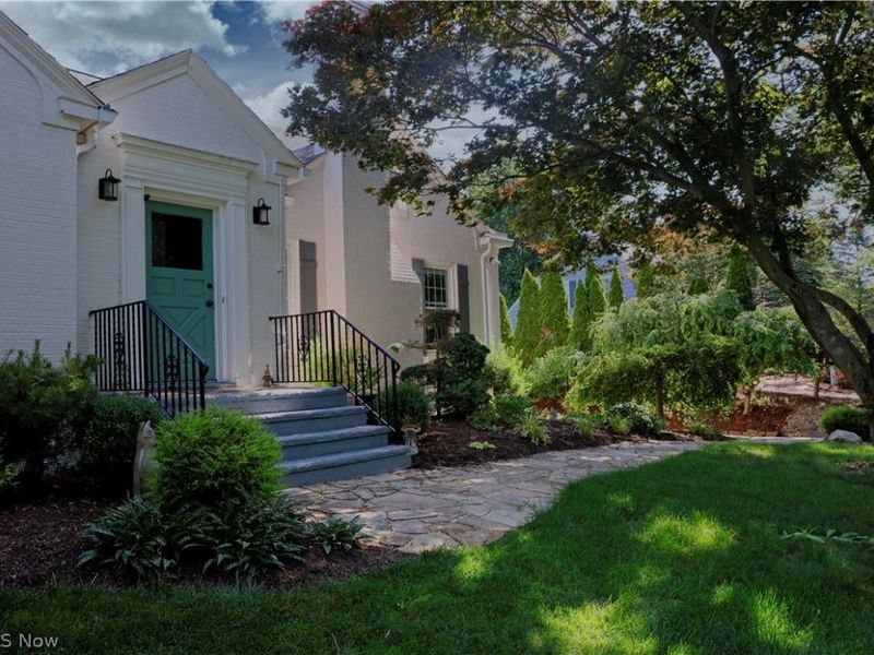 2911 Brentwood Road NW, Canton, OH 44708 Photo 3