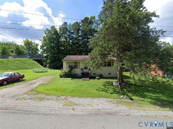 703 Falls Street, Nottoway, VA 23824