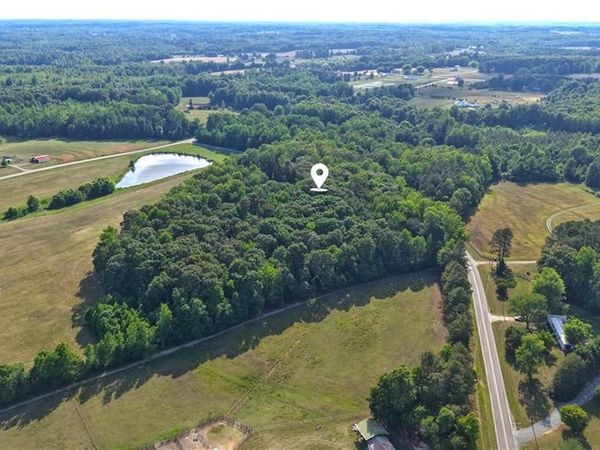 6810 Sawyer Road , Liberty, NC 27298
