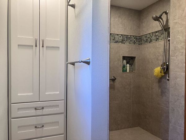 4207 Bainbridge Street, Monona, WI 53716