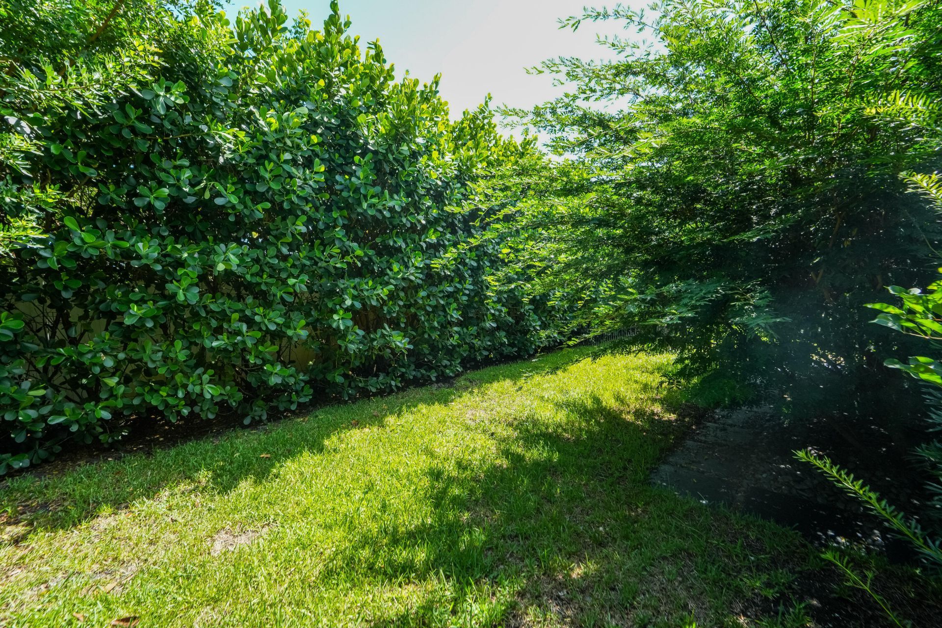 722 Greenbriar Drive, Lake Park, FL 33403 Photo