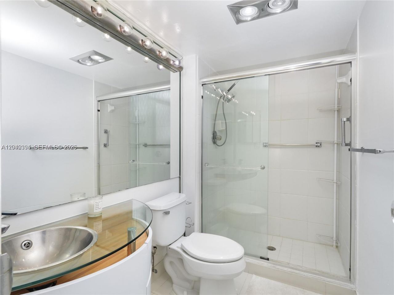 20379 W Country Club Dr , Unit 536, Aventura, FL 33180 Photo
