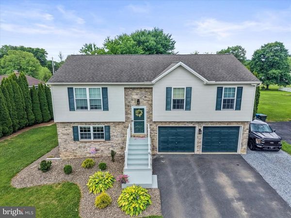 43 PEMBERTON DRIVE, EAST BERLIN, PA 17316