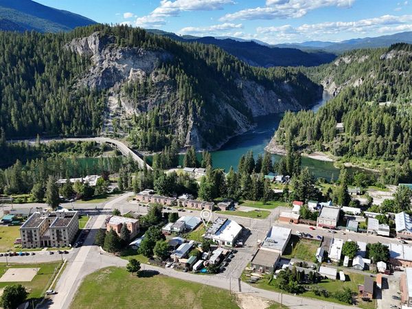 Lot 11 E 5TH Ave, Metaline Falls, WA 99154