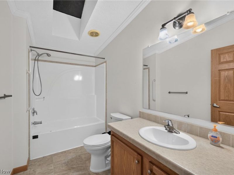 668 Woodlawn Rd, Chardon, OH 44024 Photo 24